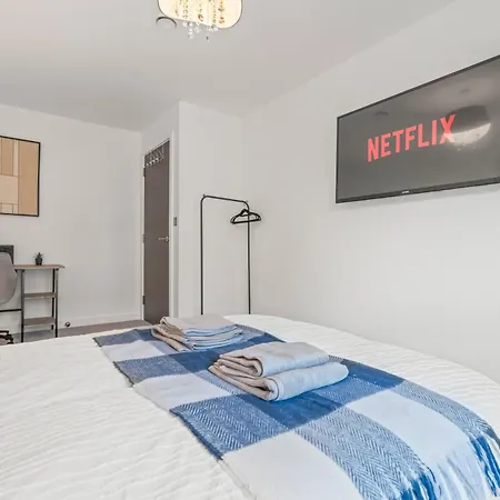 Stylish Flat In - Sleeps 5