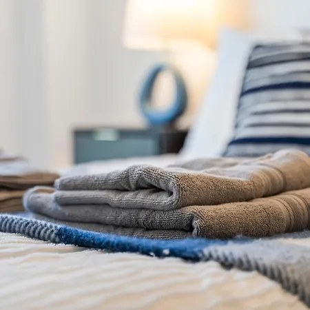 Stylish Flat In - Sleeps 5 * יורק